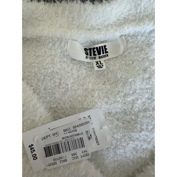 NWT STEVIE by Steve Madden White Fluffy LongSleeve V-Neck Crystal Bow Sweater XL - Picture 6 of 9